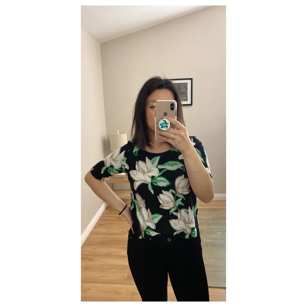 Anthropologie floral top